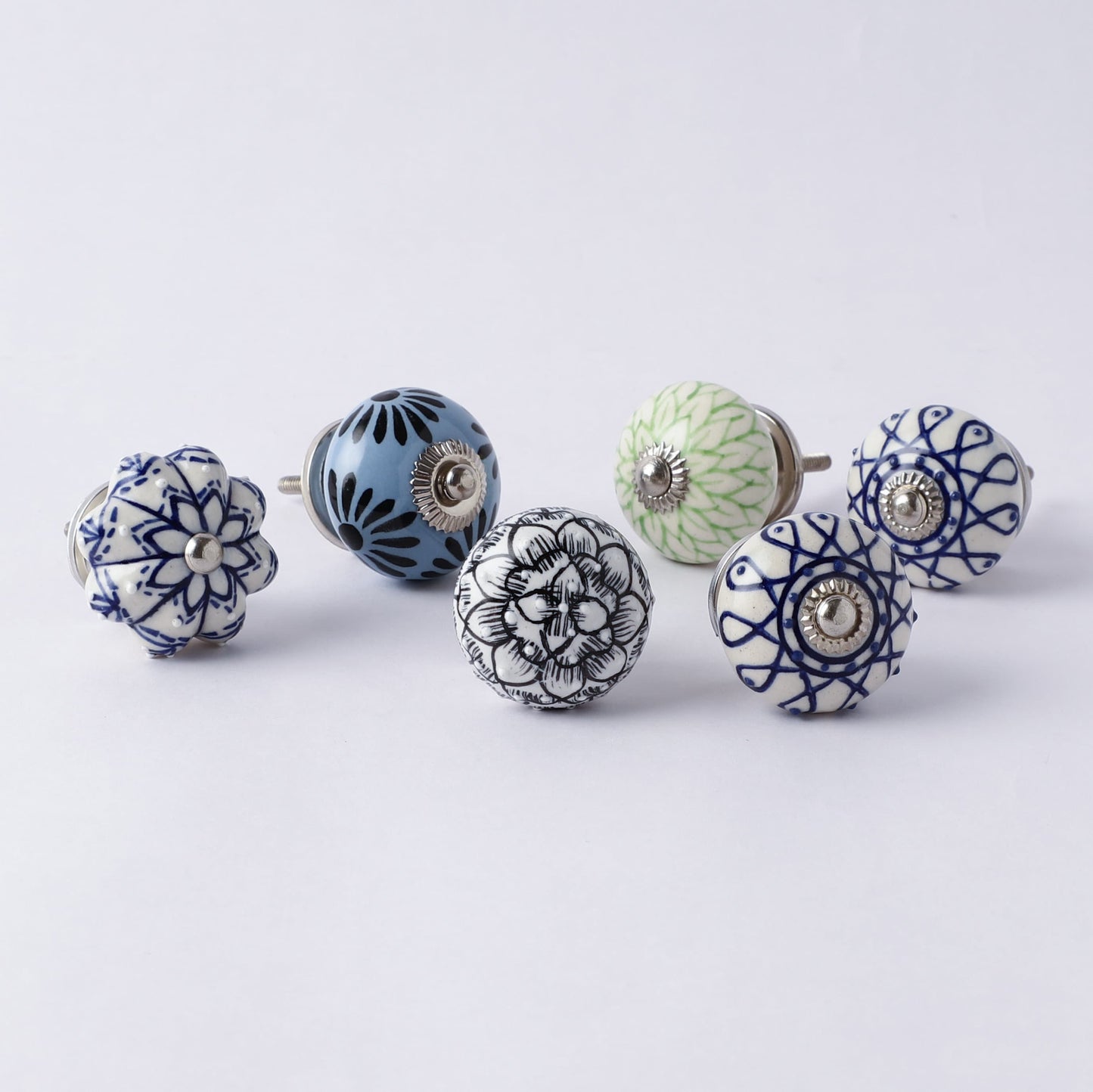 Classic Style Ceramic Pull Knobs (C24)