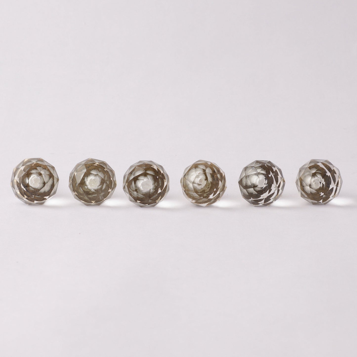 Glass Pull Knobs (G32)