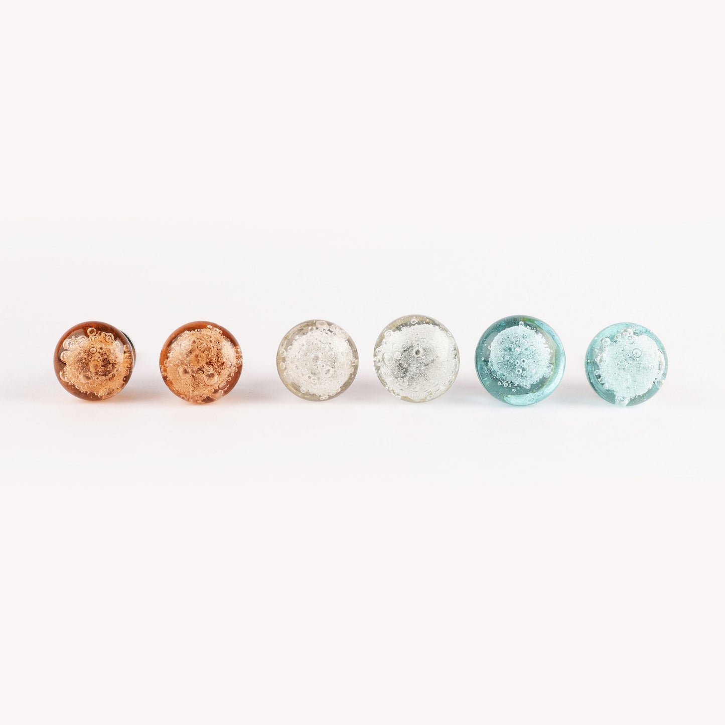 Assorted Glass Pull knobs (G33)